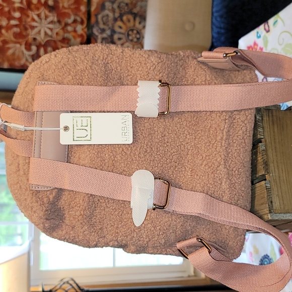URBAN EXPRESSIONS Herdwick Pink Blush Faux Shearling Backpack - Picture 7 of 11